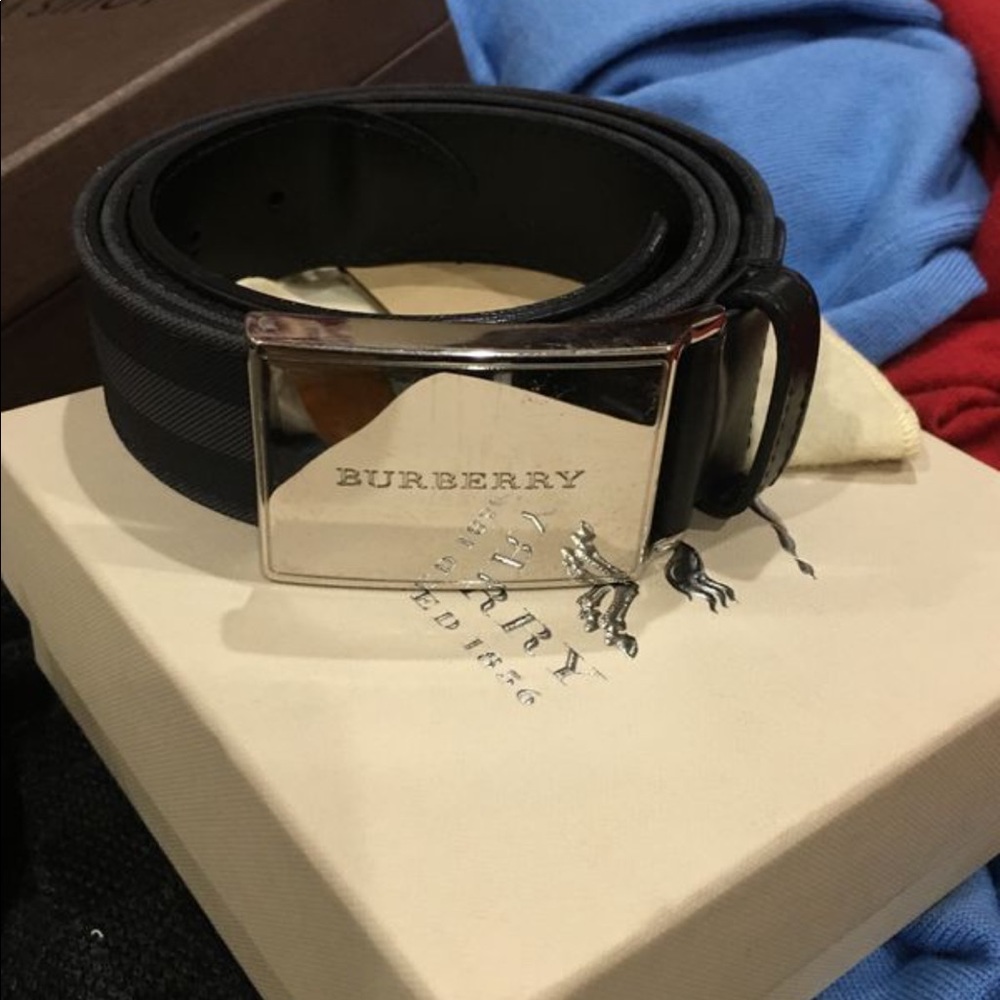 Authentic Burberry Men’s belt